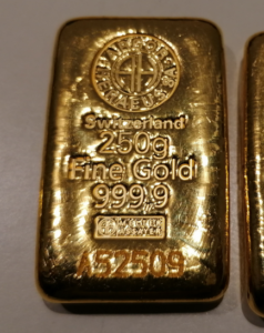 250g Goldbarren gegossen von Argor Heraeus